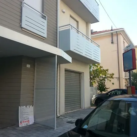 Apartman Nuovo Bilocale In Via Lagomaggio, 31 *