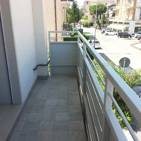아파트 Nuovo Bilocale In Via Lagomaggio, 31 *