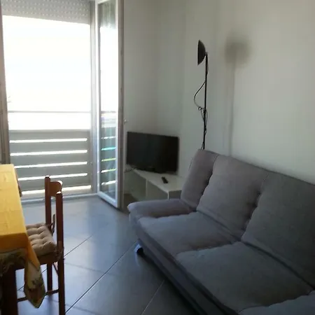 Nuovo Bilocale In Via Lagomaggio, 31 리미니