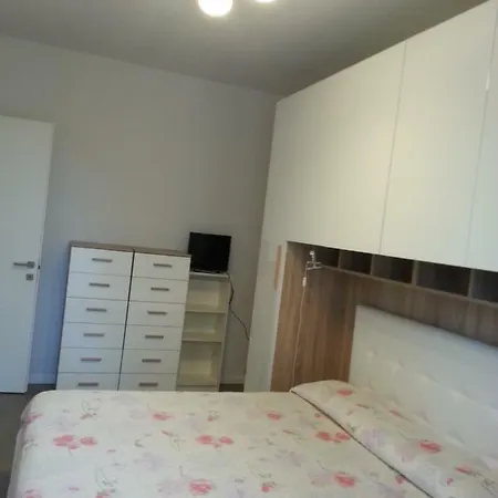 Nuovo Bilocale In Via Lagomaggio, 31 리미니