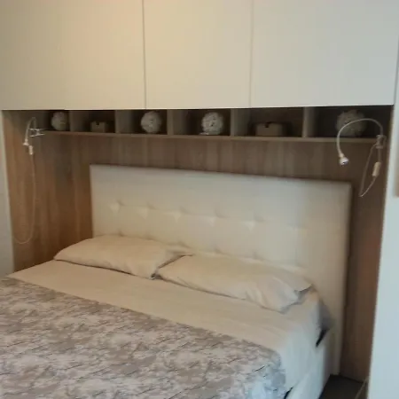 Nuovo Bilocale In Via Lagomaggio, 31 아파트 리미니